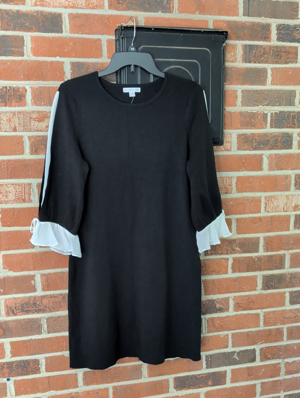 New York and Company Sheath Dress with White Inset Sleeves Size M (1141)